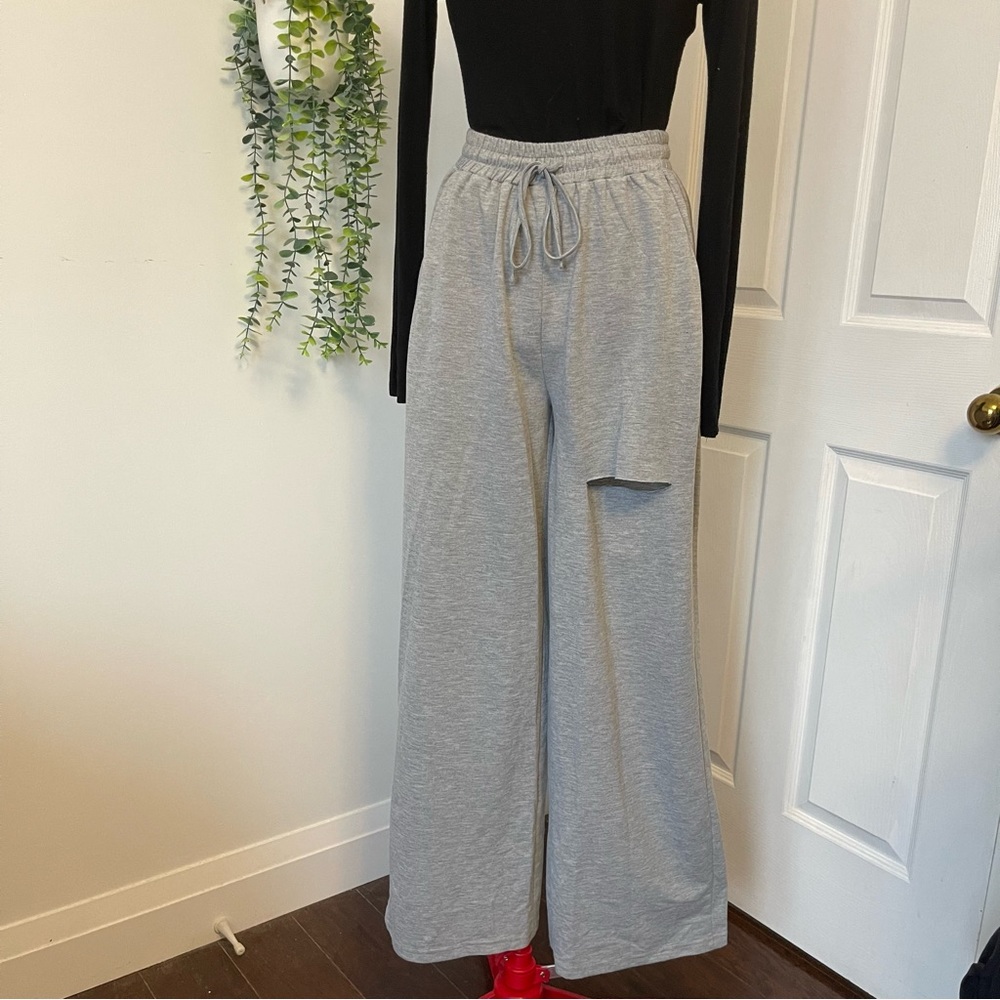 Shein | grey ripped drawstring waist sweatpants